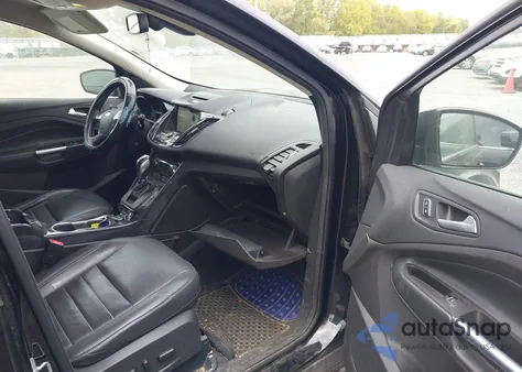 2016 Ford Escape Titanium из США, поврежденный, VIN 1FMCU9JXXGUB70074